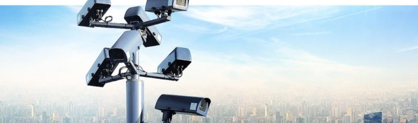 Установить видеокамеры для наблюдения за домом и улицей